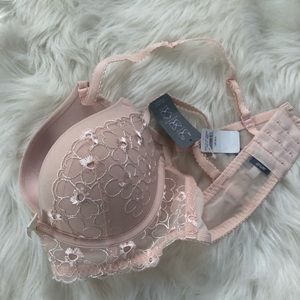 BRAND NEW AERIE PUSH UP BRA